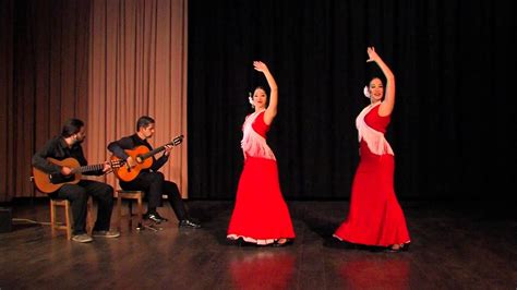 Entre Dos Aguas; một bản flamenco đầy kịch tính và đầy cảm xúc